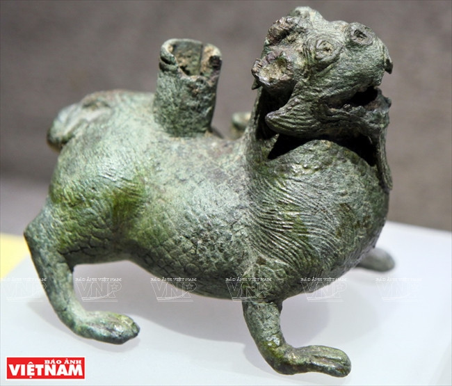Mascotte en bronze, circa Ier-IIIe siècle, originaire de l’Asie du Sud-Est, pour chasser les mauvais esprits.
