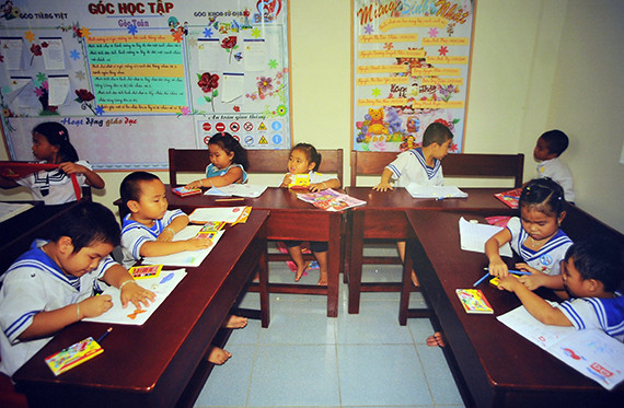 "Une classe à Truong Sa" de Tran Thanh.