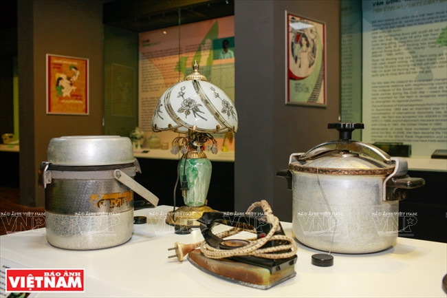 Des outils d’usage quotidien importés de l'étranger pour servir le peuple dans les années qui ont suivi 1986..