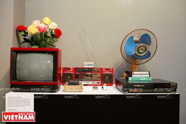 Des publications culturelles destinées à soutenir le Dôï Moi et à encourager les gens à le mettre en œuvre.