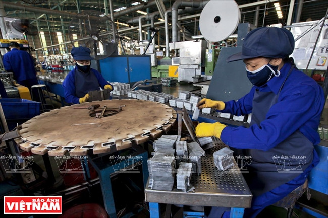 Un atelier de l’usine d’accumulateurs de Dông Naï. 