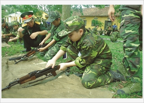Familiarisation au maniement des armes.