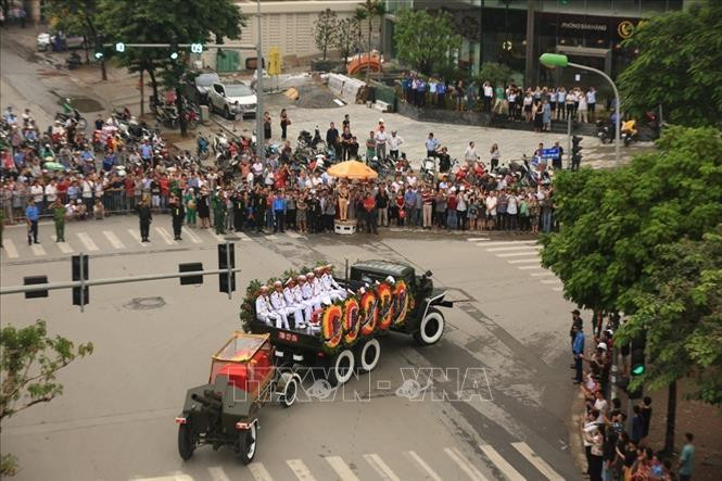 Dans la rue Nguy Nhu Kon Tum.