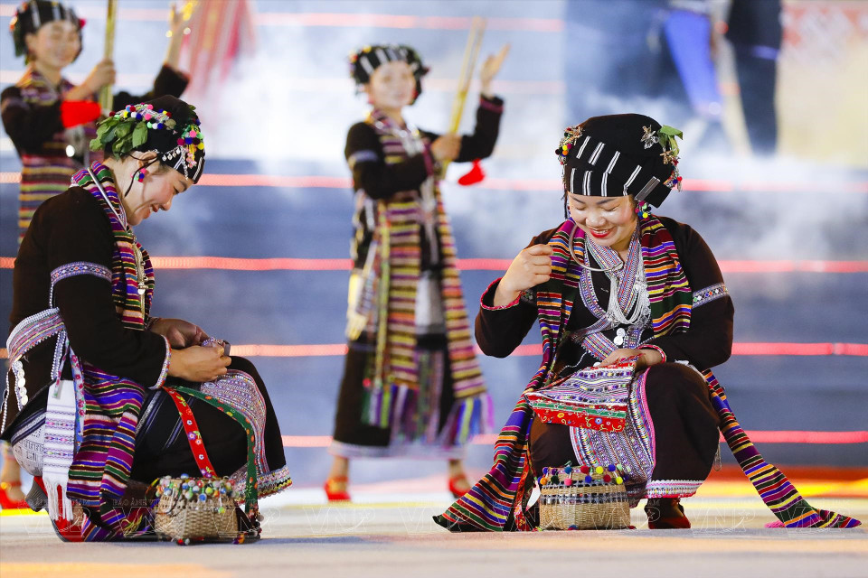 Les costumes que les Lu sont considérés parmi les plus originaux des minorités ethniques de Lai Châu. Photo : VNP