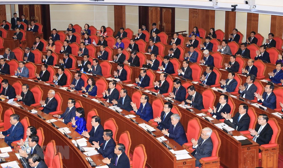 Les délégués participent à la cérémonie d’ouverture de ce 7e plénum du Comité central du Parti.