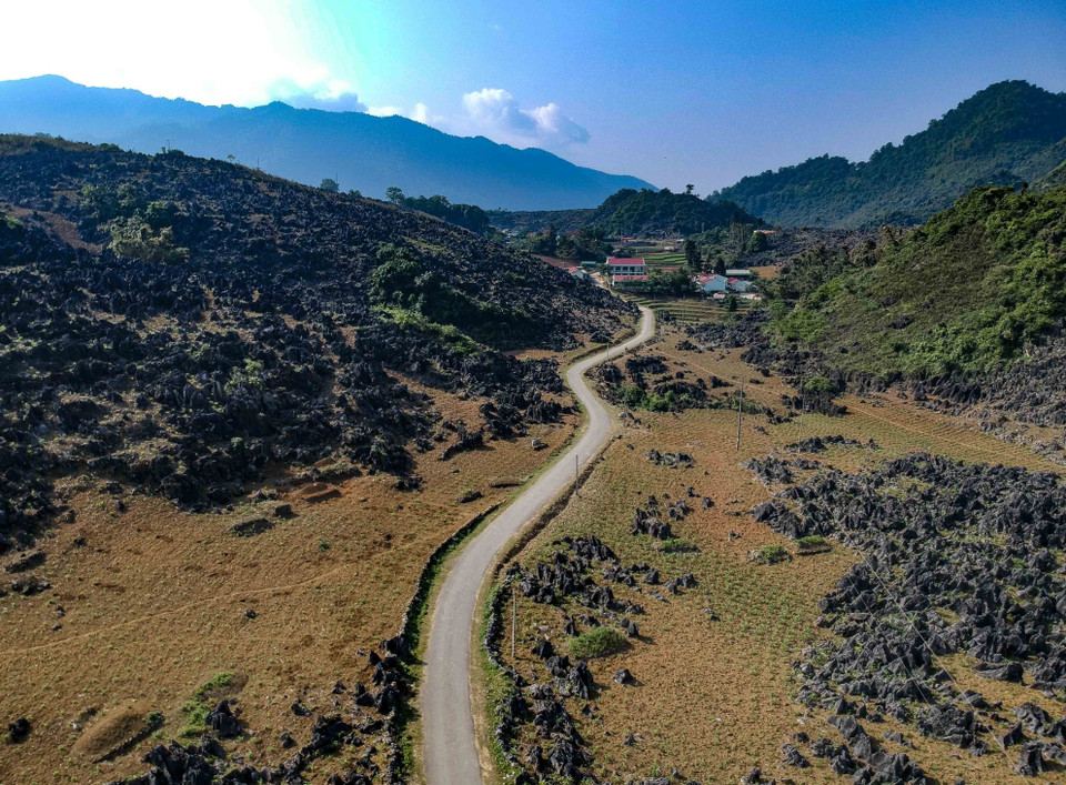 Il est considéré comme une destination incontournable pour les amateurs de voyages d'aventure. Photo: VNA