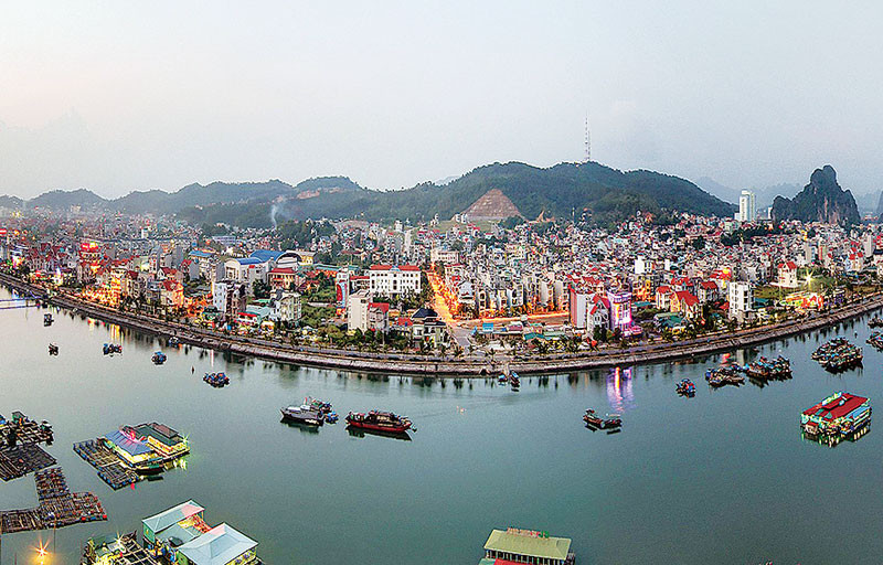  ...et la zone urbaine moderne d'aujourd’hui.