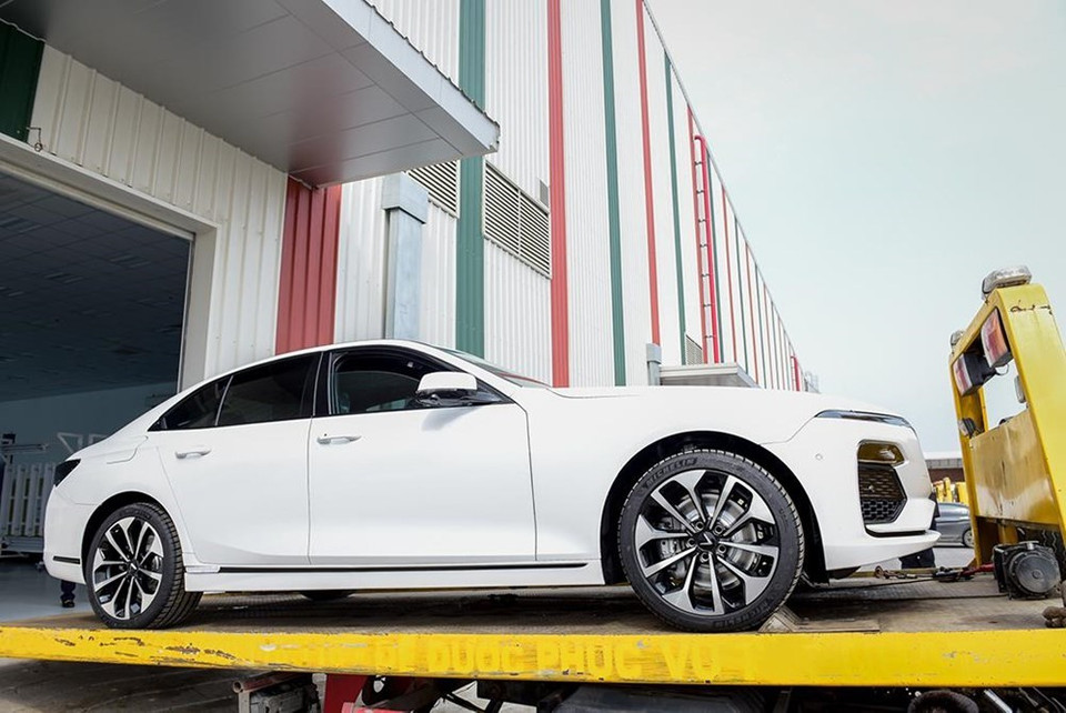 Ses deux modèles plébiscités, un SUV et une berline (Sedan), sous forme de concept-cars sont aussi envoyés pour les tests. 