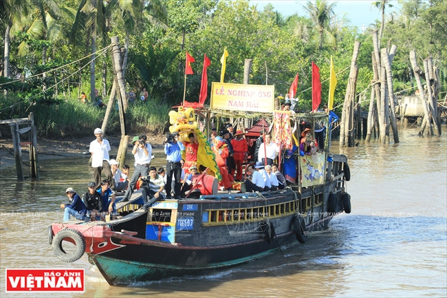 Un navire rituel de la commune de Binh Thang, district de Binh Dai, province de Ben Tre. 