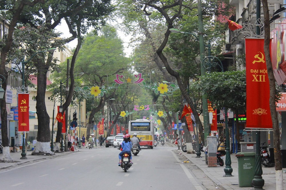 La rue Trang Thi.