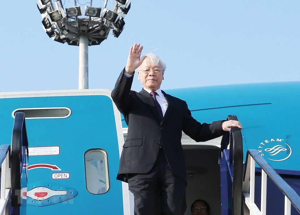  Le secrétaire général du PCV, Nguyen Phu Trong, à l’aéroport international Ferenc Lizt, à Budapest, en Hongrie. 