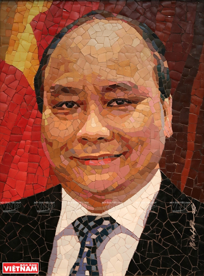 Portrait du Premier ministre Nguyên Xuân Phuc.