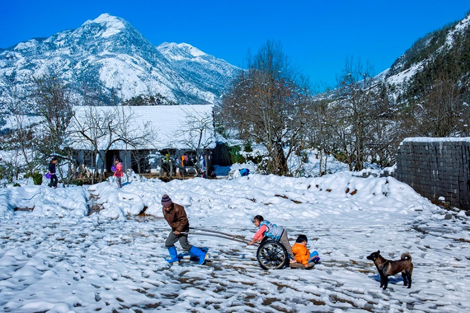 Sapa sous la neige de Nguyen Huu Dung.