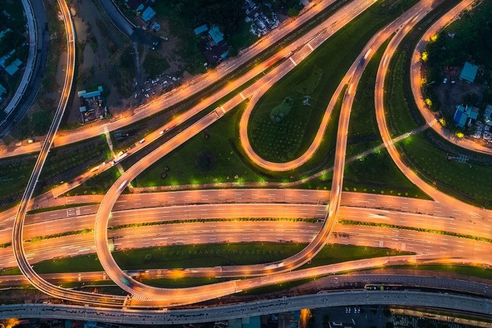 Des routes lumineuses de Giang Son Dong.