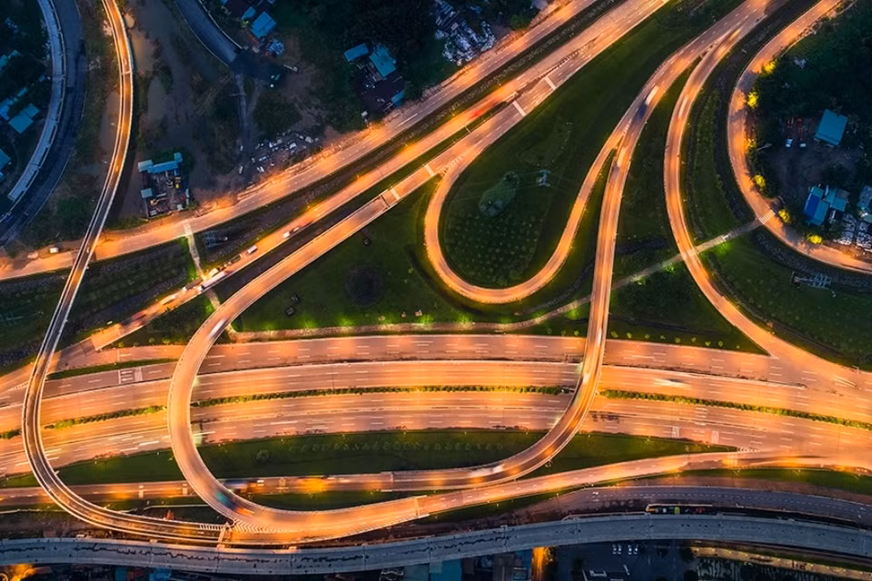 Des routes lumineuses de Giang Son Dong.