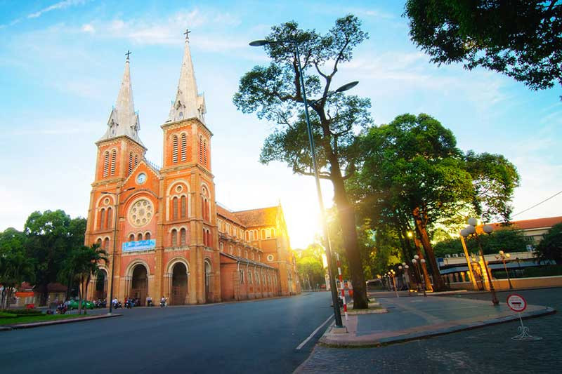 Notre-Dame de Saigon, une cathédrale néo-romane et gothique construite à la fin des années 1800. Photo: VNA