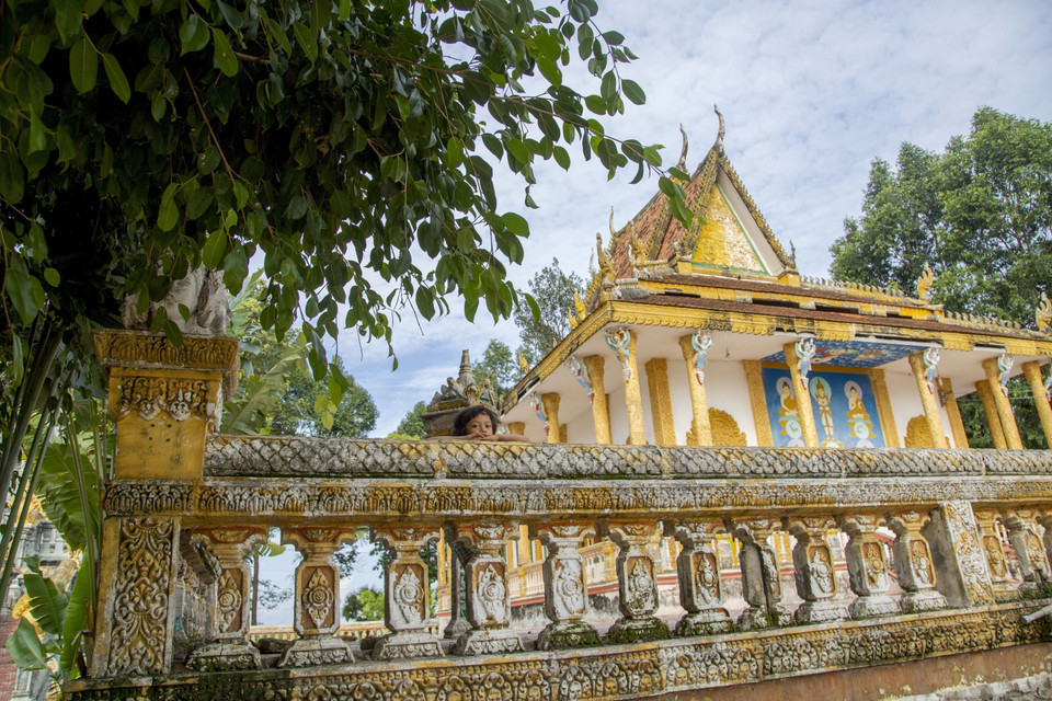 La pagode Kiri Sattray Menchey est communément appelée pagode Ka Ot.