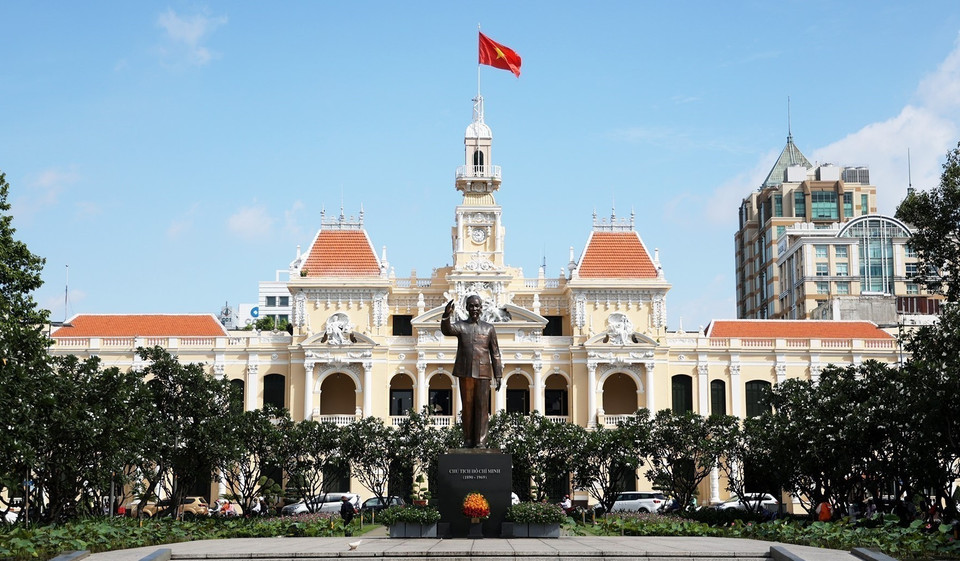 Le bâtiment du Comité populaire de Ho Chi Minh-Ville est l'un des symboles touristiques de la ville. 
