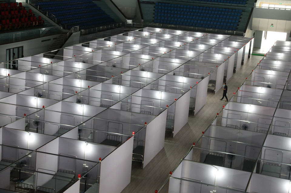 À l'intérieur de l'Hôpital de campagne No 2 équipé de 620 lits à Bac Giang. Photo: VNA