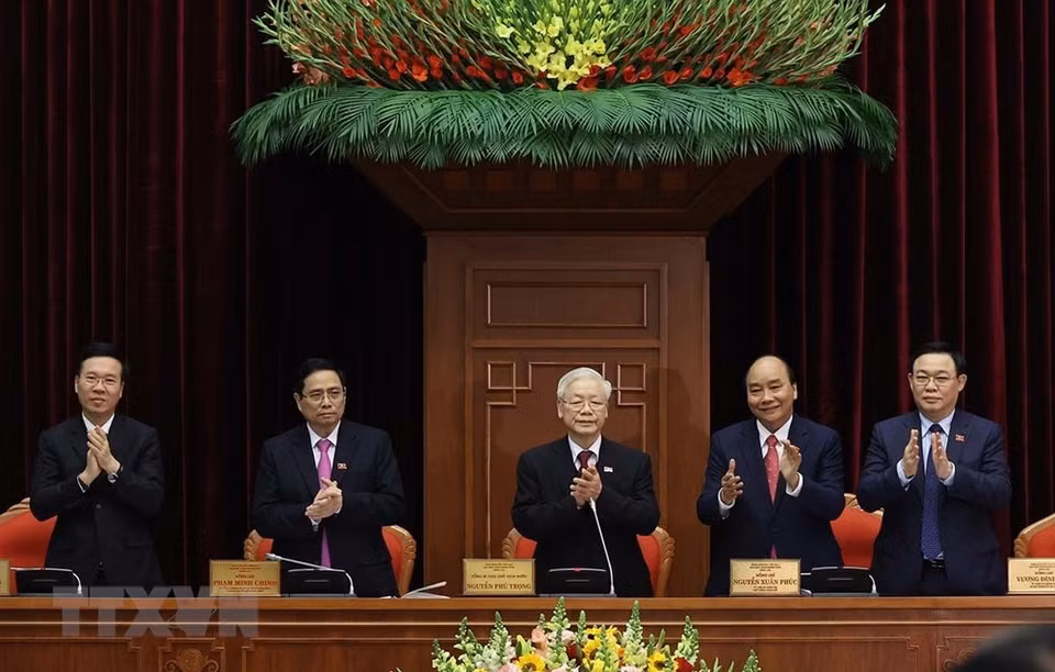  Le secrétaire général du PCV et président vietnamien, Nguyen Phu Trong, au premier Plénum du Comité central du Parti du 13e mandat. 
