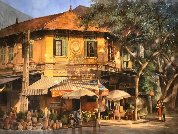Une vieille maison à l'intersection de Phung Hung et Hang Ma.