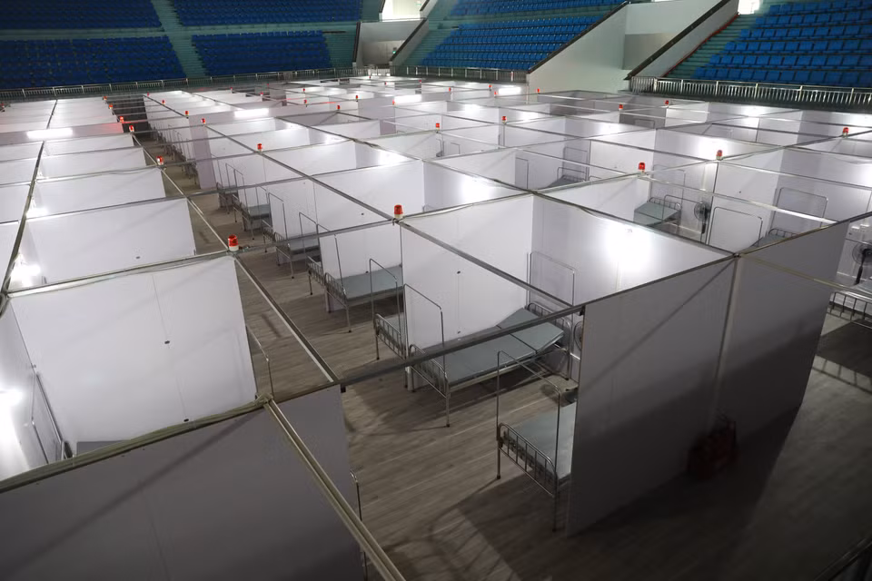 À l'intérieur de l'Hôpital de campagne No 2 équipé de 620 lits à Bac Giang. Photo: VNA