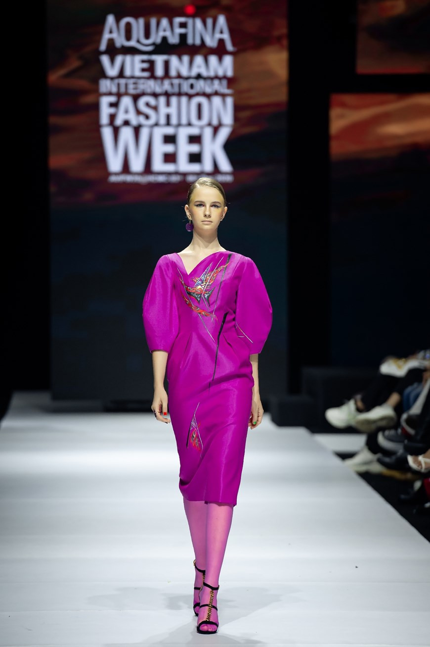 La collection «Keep Blooming» - "Les fleurs sont en fleur".