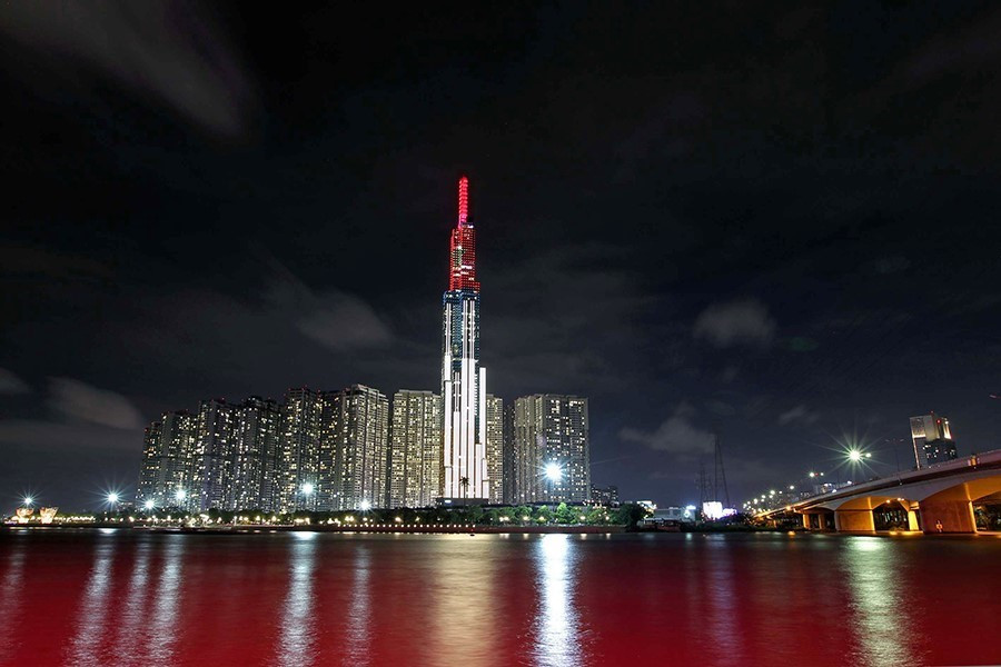 La gratte-ciel Landmark 81, d'une hauteur de 461m et de 81 étages, dans l’arrondissement de Binh Thanh. Photo: VNA