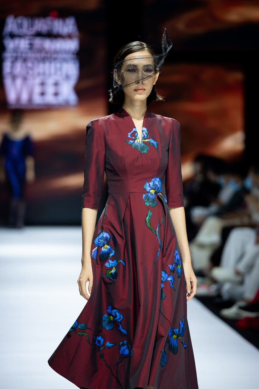 La collection «Keep Blooming» - "Les fleurs sont en fleur".