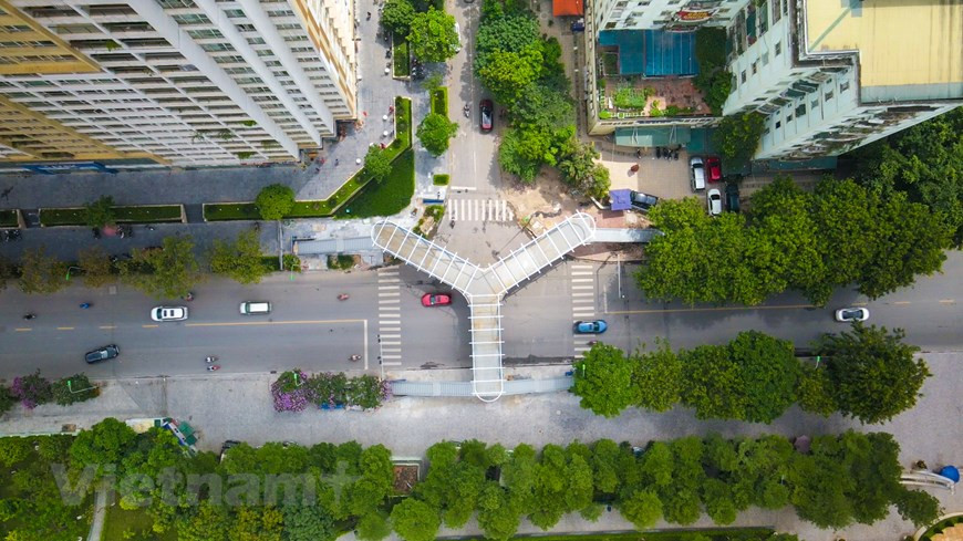 Les habitants de l'arrondissement de Thanh Xuan, à Hanoï, pourront utiliser dans un proche avenir le plus beau viaduc pour piétons en forme de Y, jamais conçu. Photo: Vietnam +