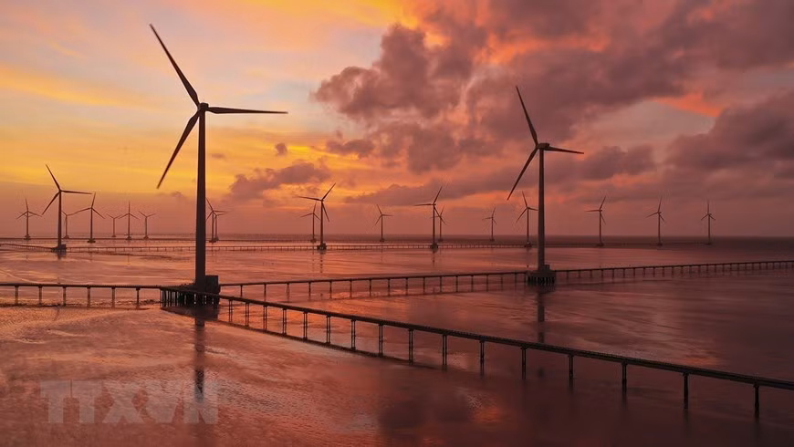 La centrale éolienne de Bac Lieu, de plus de 100 ha, a une capacité de 99MW. Elle fournit chaque année 320 millions de kWh d’électricité au réseau national. Photo: VNA