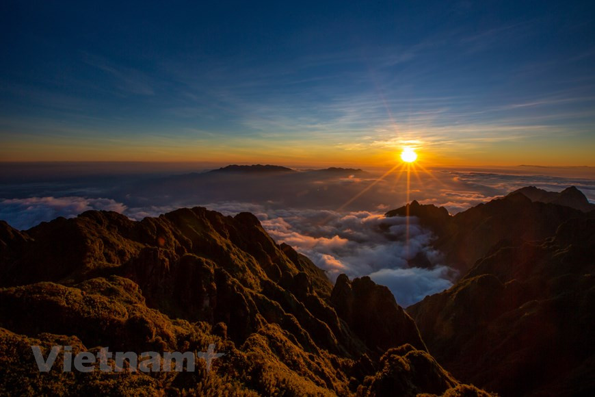 La belle mer de nuages sur le «toit» du Vietnam. (Photo Vietnam +)