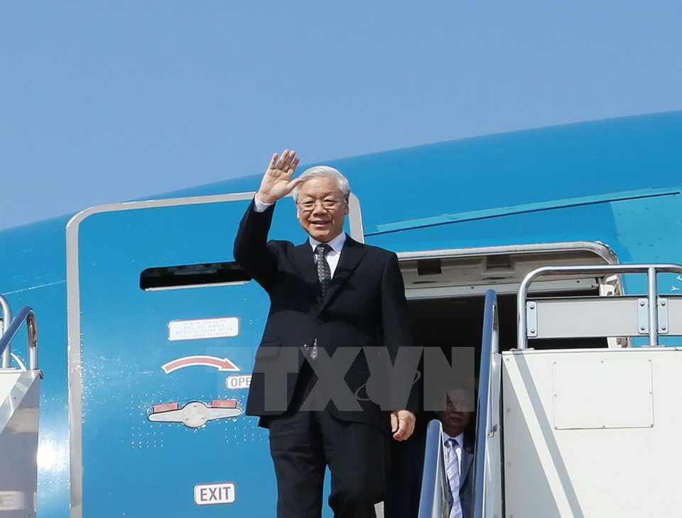  Nguyen Phu Trong arrive à l'aéroport international de Tokyo-Haneda. 