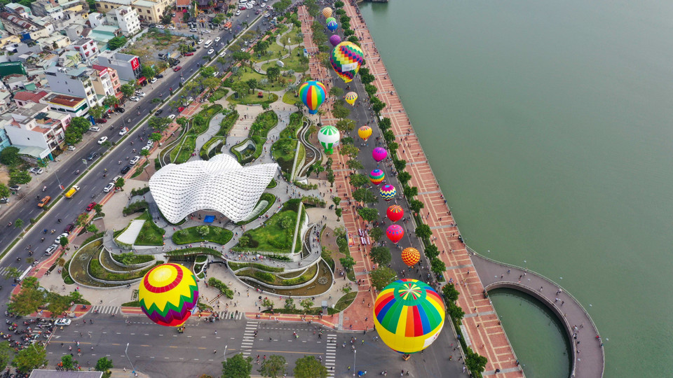 Cet événement vise à accueillir les premiers vols internationaux à destination de Da Nang après la réouverture au tourisme international. Photo: VNA