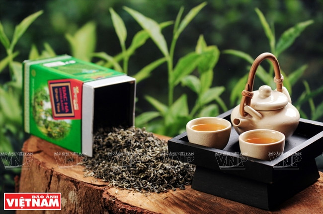 Un thé noir organique de marque Ecolink.