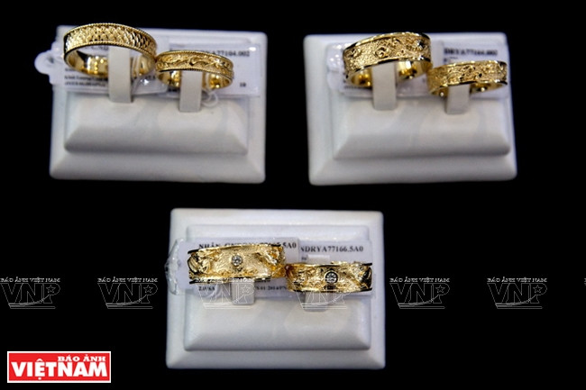 Les bagues de mariage PNJ sont variées en termes de design et le choix de nombreux couples 