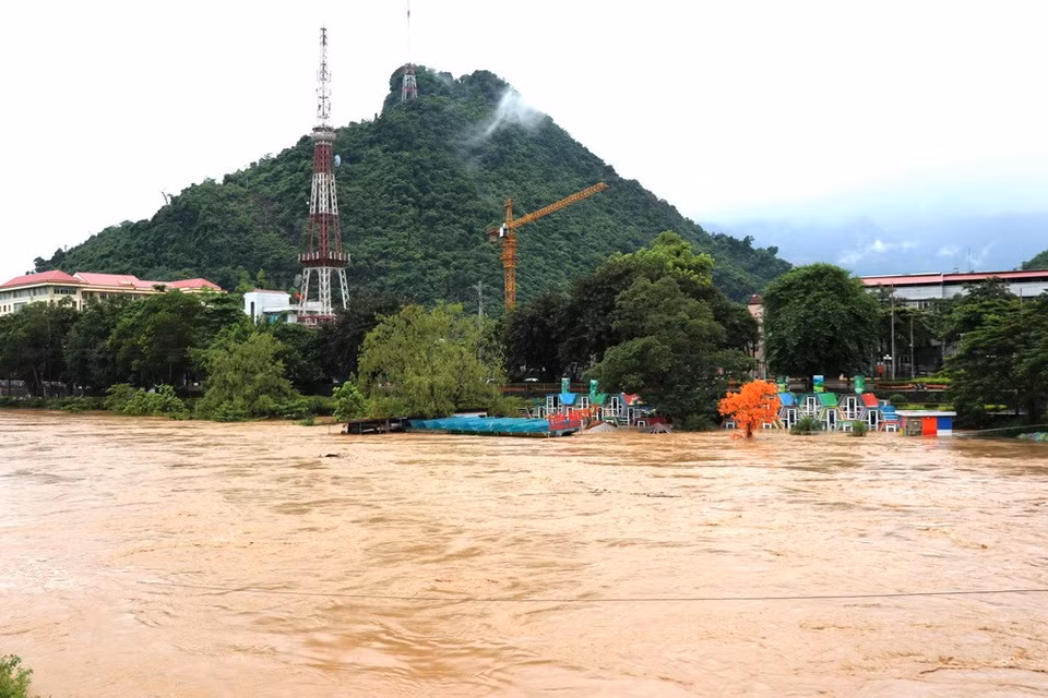  A Ha Giang, les pluies torrentielles et l’ouverture des vannes des barrages des centrales électriques de la rivière Lo ont provoqué des inondations. 