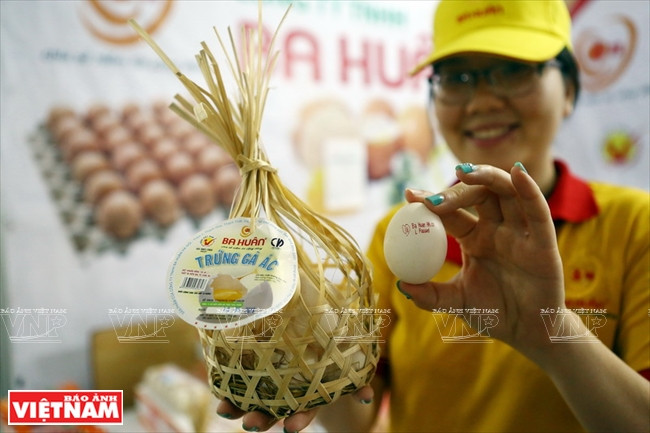 Œufs propres Ba Huân.