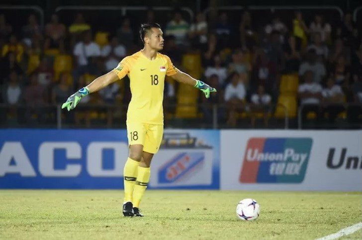  Parmi les représentants de ce onze figurent également le gardien de but Hassan Sunny (Singapour)…