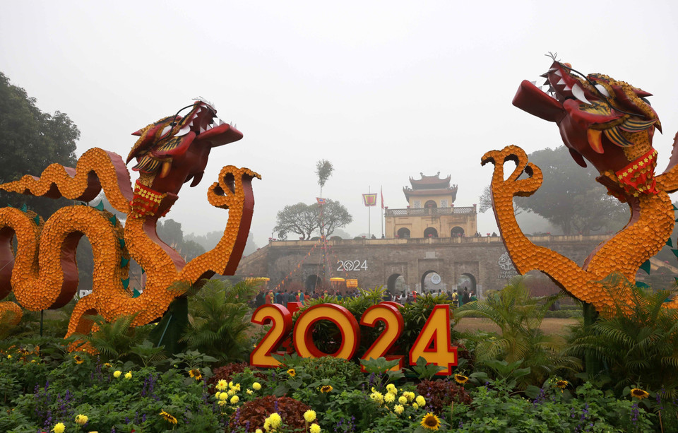 Plusieurs rituels traditionnels du Têt (Nouvel An lunaire) ont été reconstitués le 2 février à la cité impériale de Thang Long-Hanoï. Photo: VNA