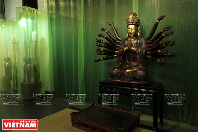 Exposition d'anciens objets datant du 16e au 19e siècle.