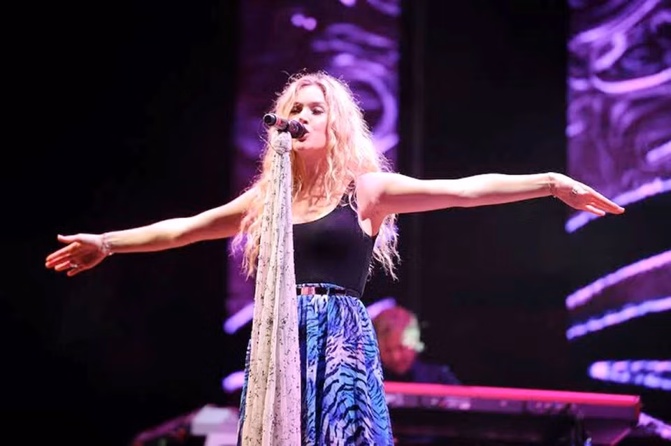 Son concert a duré 90 minutes. 