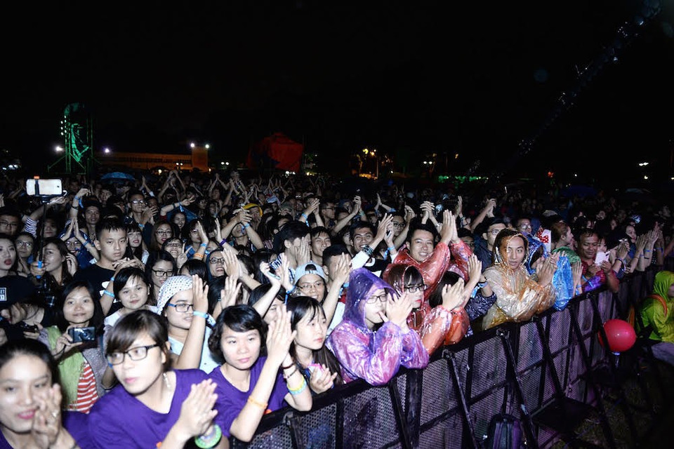 Il a présenté au public hanoïen de nouveaux styles de la musique contemporaine.