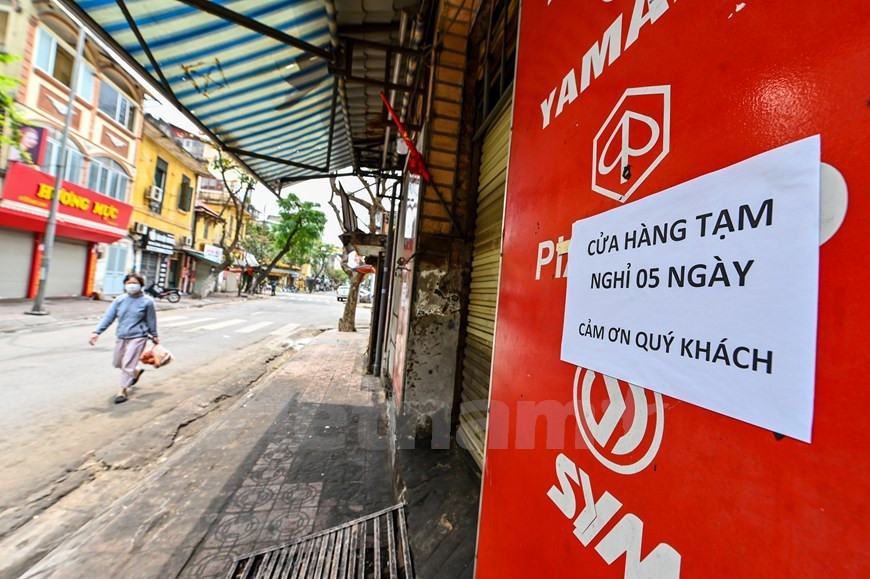 De nombreux restaurants à d’autres rues ferment également en raison d’évolutions complexes de l’épidémie.