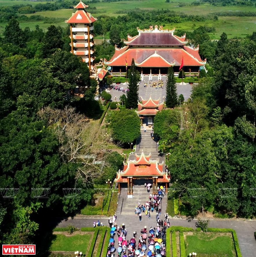 Mémorial dédié aux Morts pour la Patrie de Ben Duoc