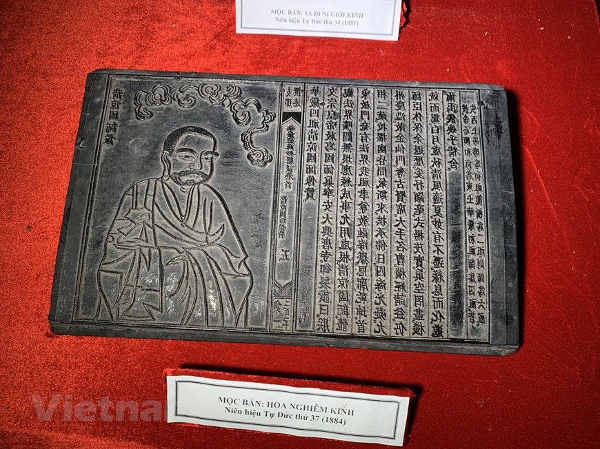 Les 3.050 planches sont en effet les seules planches servant à imprimer les sutras de la secte zen bouddhique Truc Lâm qui existe encore aujourd’hui.