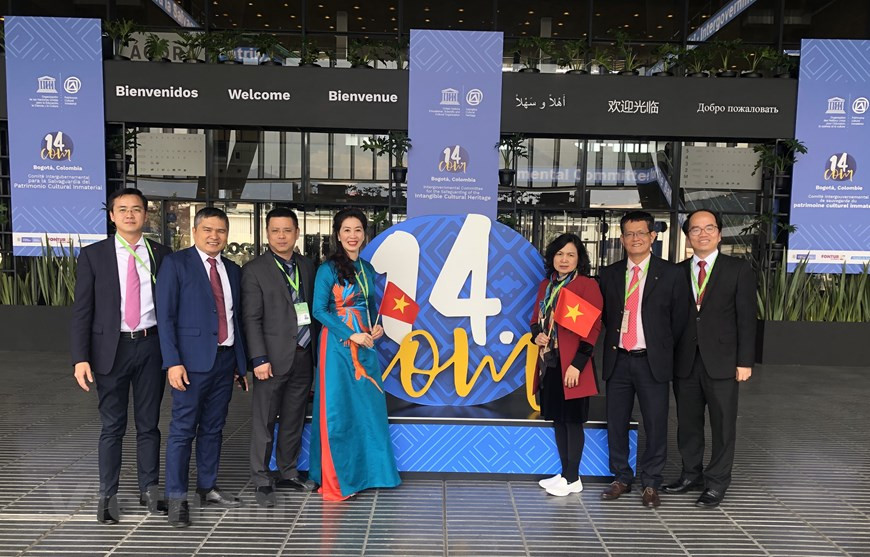 La délégation du Vietnam à la la 14e session du Comité intergouvernemental pour la sauvegarde du patrimoine culturel immatériel.