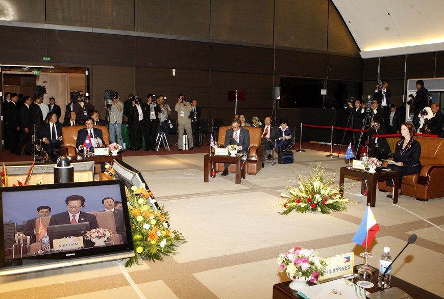 Le Premier ministre Nguyên Tân Dung, président de l'ASEAN 2010, a présidé au Sommet ASEAN - Australie le 30 octobre 2010 à Hanoi. Photo: VNA