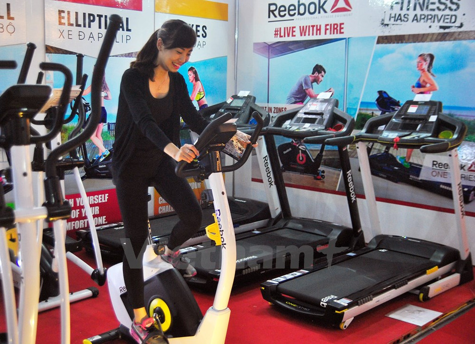 Sur le total, 278 entreprises vietnamiennes, 87 joint-ventures et 35 groupes de 15 pays et territoires participent à cet événement.