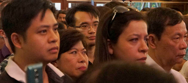 …ou montrent leur hébétude…